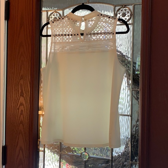 Tank - Picture 3 of 4